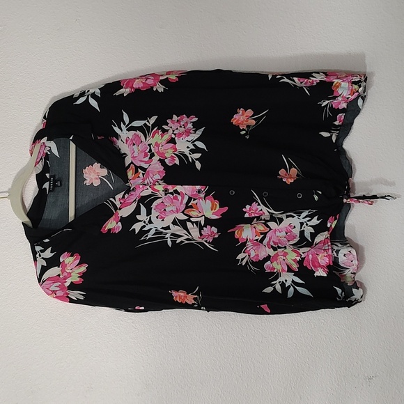 5 Pound Not So Mystery Box ~ 7 All Torrid Items ~ Size 3 - Picture 5 of 8